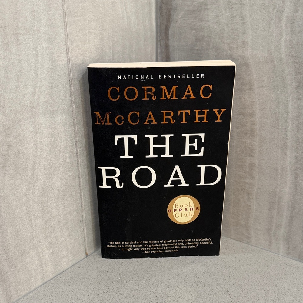 The Road by Cormac McCarthy Paperback